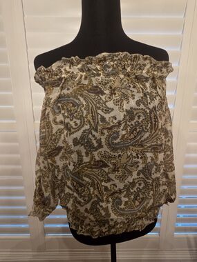 Catch My I Off-Shoulder Paisley Blouse in Cream and Brown Size M